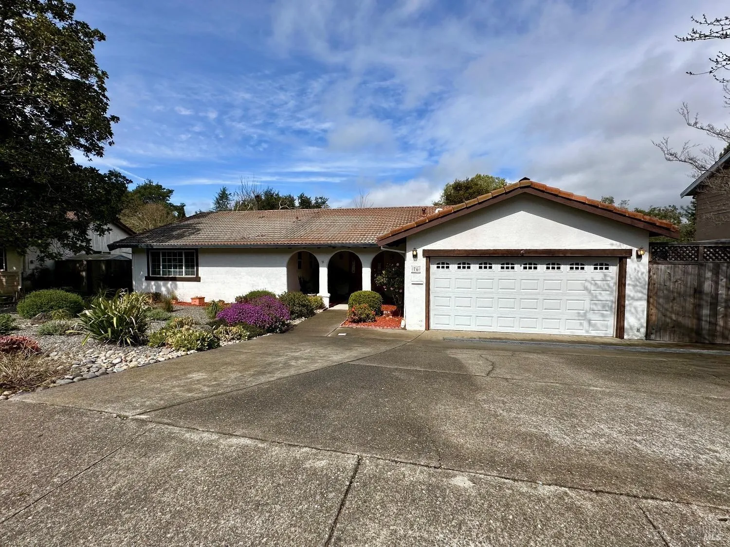 Novato, California 94947, United States, 4 Bedrooms Bedrooms, ,2 BathroomsBathrooms,Residential,Pending,89293