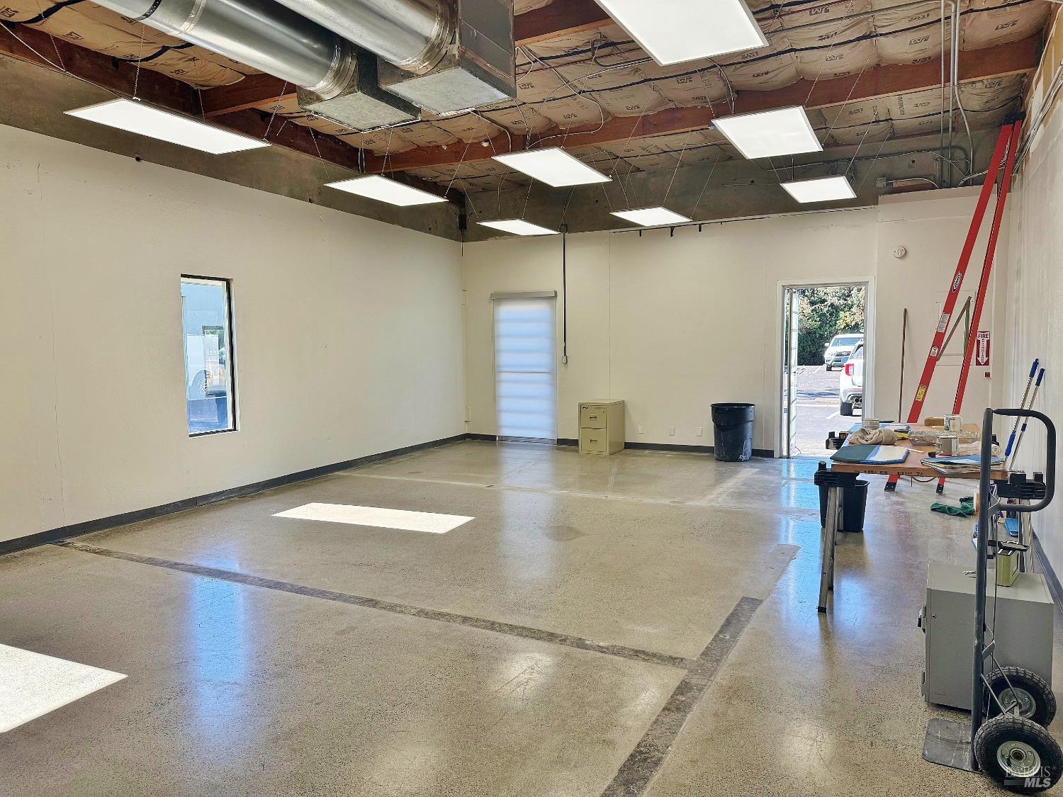 14 Commercial Boulevard Unit: #131 &