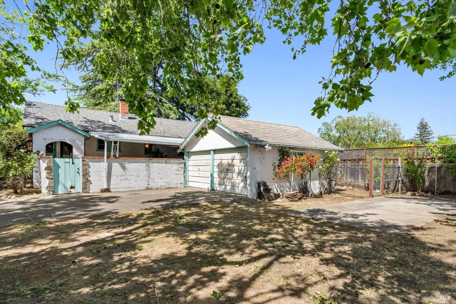 Napa, California 94559, United States, 2 Bedrooms Bedrooms, ,1 BathroomBathrooms,Residential,Pending,123865