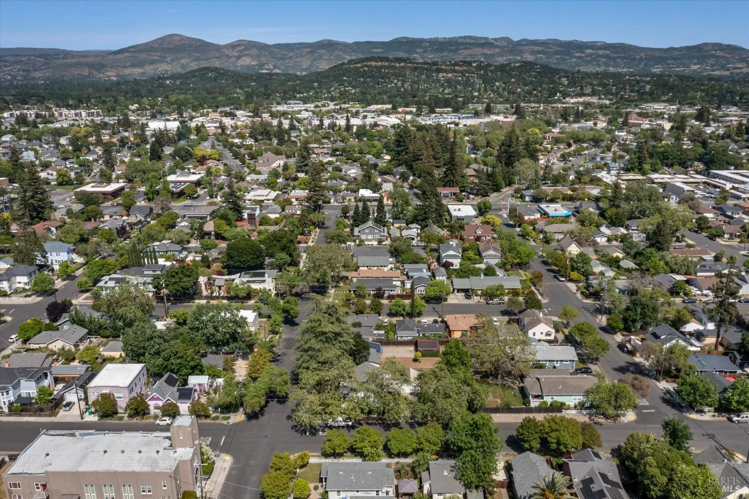 Napa, California 94559, United States, 2 Bedrooms Bedrooms, ,1 BathroomBathrooms,Residential,Pending,123865