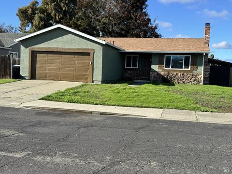 Photo of 540 Coot Lane, Suisun City, CA 94585 (MLS # 325099562)