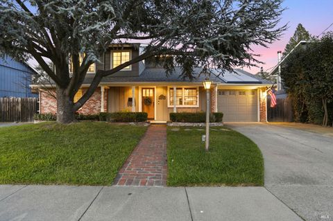 Photo of 6 Gothic Drive, Novato, CA 94947 (MLS # 326017619)