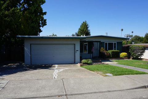 Photo of 108 San Gorgonio Avenue, Vallejo, CA 94589 (MLS # 325066173)