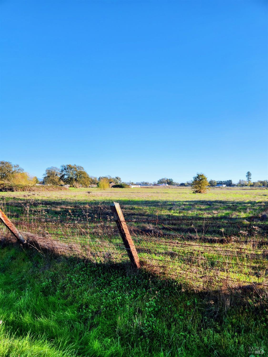 Santa Rosa, California, 95407, United States, 2 Bedrooms Bedrooms, ,1 BathroomBathrooms,Residential,Active,1990621