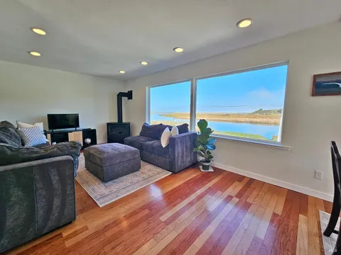 MLS: 325013067
