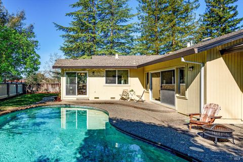 Photo of 2625 Hidden Valley Drive, Santa Rosa, CA 95404 (MLS # 326011645)