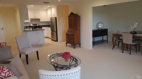 Photo of 100 Thorndale Drive #327, San Rafael, CA 94903 (MLS # 324009217)