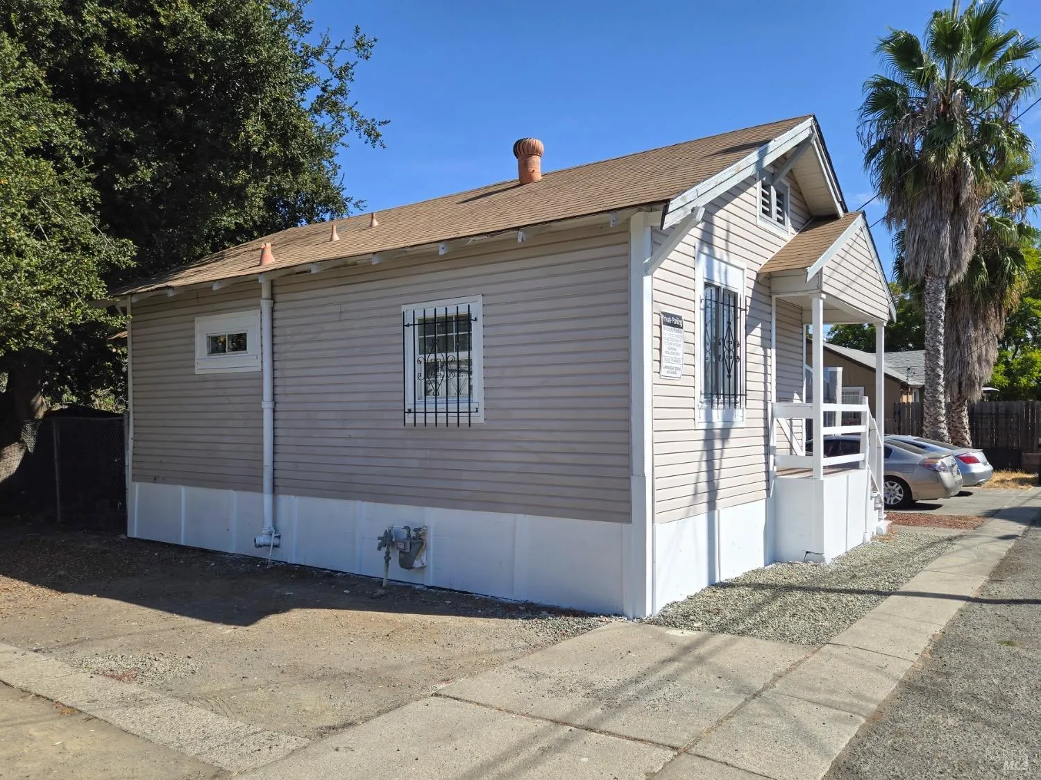 Vallejo, California 94590, United States, 4 Bedrooms Bedrooms, ,3 BathroomsBathrooms,Residential,Active,208674
