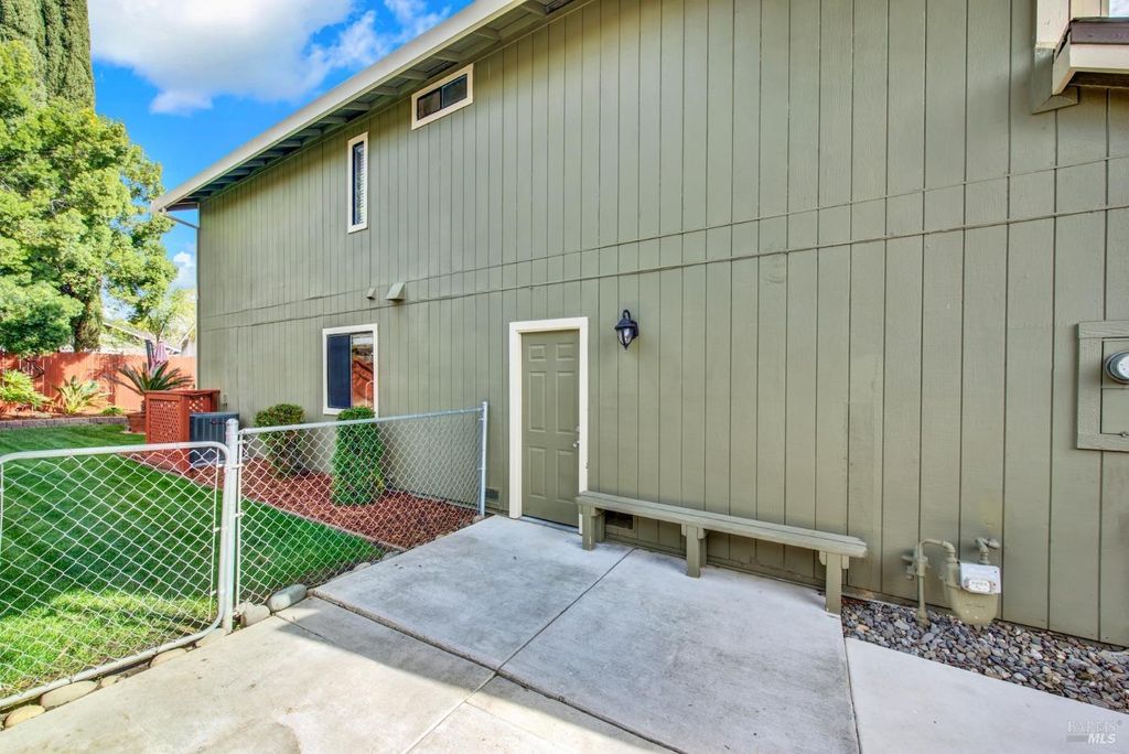listing image 83