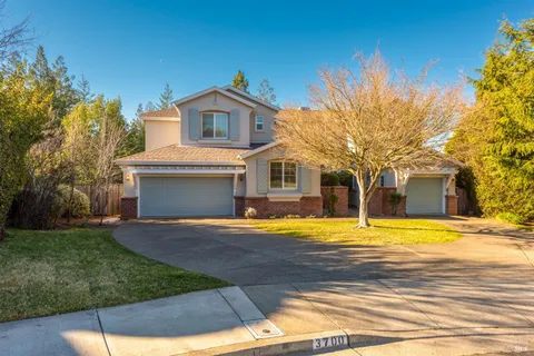 3700 Newbury Court, Santa Rosa, CA 95404 - MLS#: 325003897