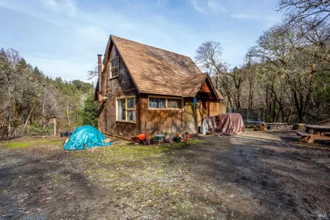 MLS: 325011324