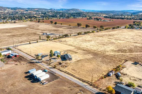 MLS: 324089347