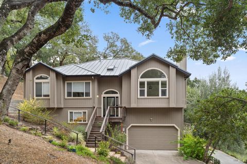 Photo of 9400 Chalk Hill Road, Healdsburg, CA 95448 (MLS # 325090841)