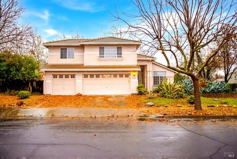Photo of 4124 Singletree Way, Fairfield, CA 94533 (MLS # 326000745)