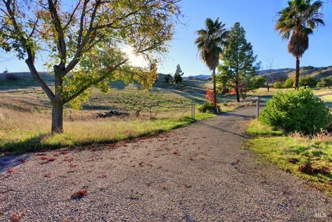 Photo of 8588 Pleasants Valley Road, Winters, CA 95694 (MLS # 325098979)