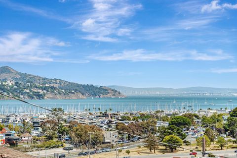 Photo of 55 Park Circle, Sausalito, CA 94965 (MLS # 325070946)