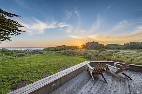 Photo of 167 Dune Drift Close, The Sea Ranch, CA 95497 (MLS # 325099741)