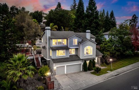 Photo of 3428 Lake Park Court, Santa Rosa, CA 95403 (MLS # 325088196)