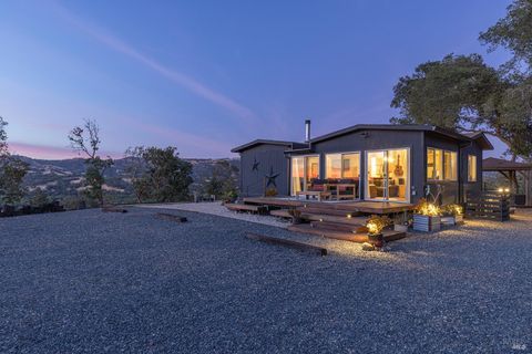 Photo of 22855 Chianti Road, Geyserville, CA 95441 (MLS # 325074167)