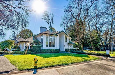 Photo of 934 Fairway Drive, Sonoma, CA 95476 (MLS # 326002999)