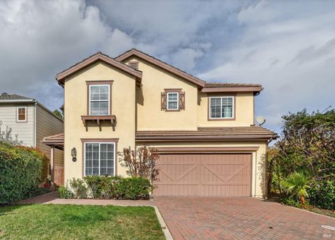 Photo of 23 Greenham Court, Novato, CA 94949 (MLS # 325096810)