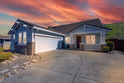 Photo of 5862 Cabernet Drive, Vallejo, CA 94591 (MLS # 326018536)