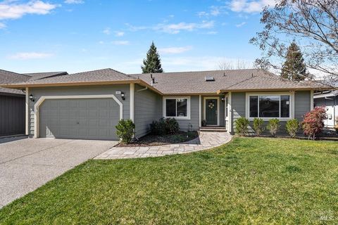 Photo of 5837 Mathilde Drive, Windsor, CA 95492 (MLS # 325021886)