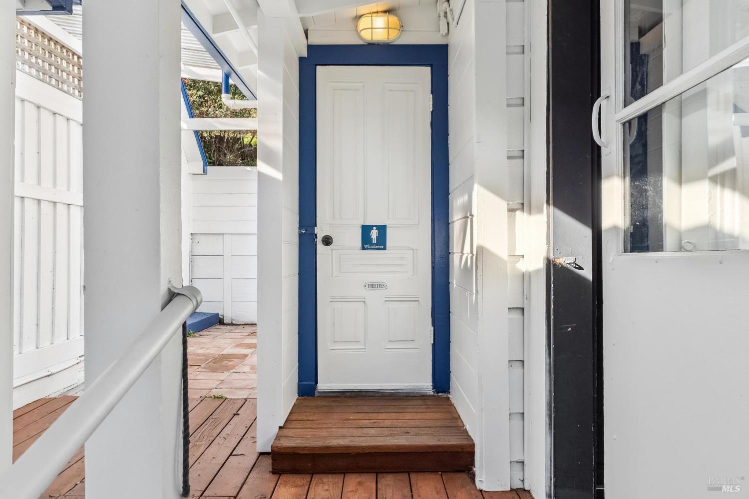 11 Wharf Road