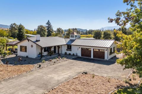 Photo of 180 Adobe Canyon Road, Kenwood, CA 95452 (MLS # 325096012)