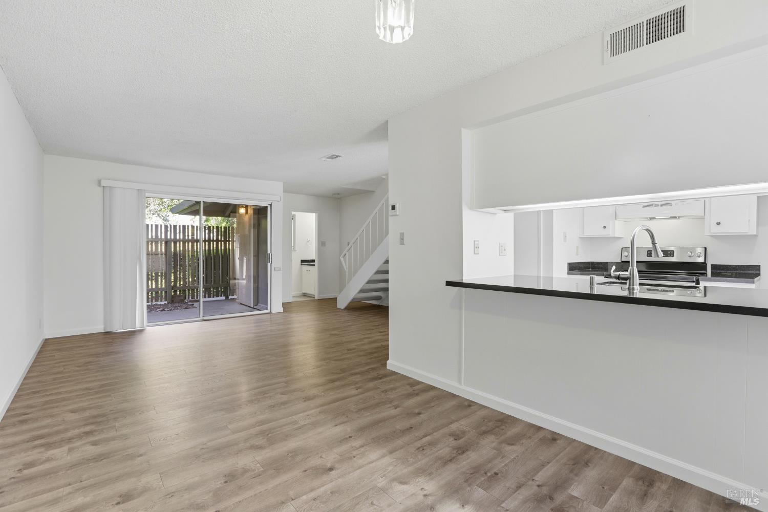 67 Roundtree Boulevard