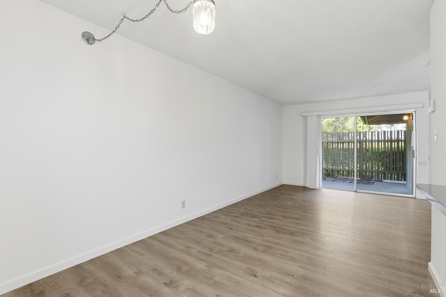 67 Roundtree Boulevard