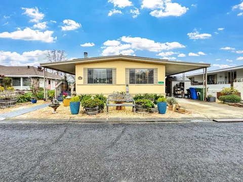 219 Champagne W, Calistoga, CA 94515 - MLS#: 325023012