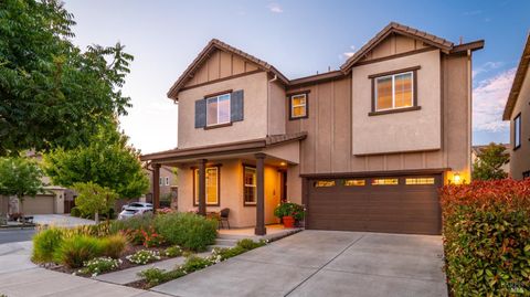 Photo of 1630 Kensington Place, Rohnert Park, CA 94928 (MLS # 325082219)