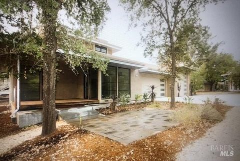 Photo of 540 S Cloverdale Boulevard, Cloverdale, CA 95425 (MLS # 325076366)