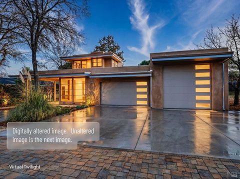 Photo of 540 S Cloverdale Boulevard, Cloverdale, CA 95425 (MLS # 325076366)