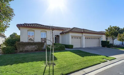 523 Twin Pines Drive, Rio Vista, CA 94571 - MLS#: 324088542