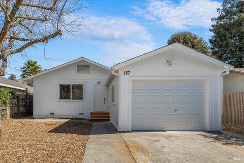 Photo of 187 Pine Avenue, Sonoma, CA 95476 (MLS # 326018112)