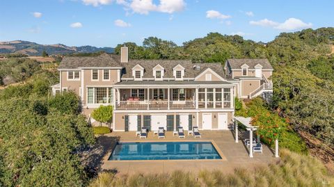 Photo of 2220 Warm Springs Road, Glen Ellen, CA 95442 (MLS # 325080553)