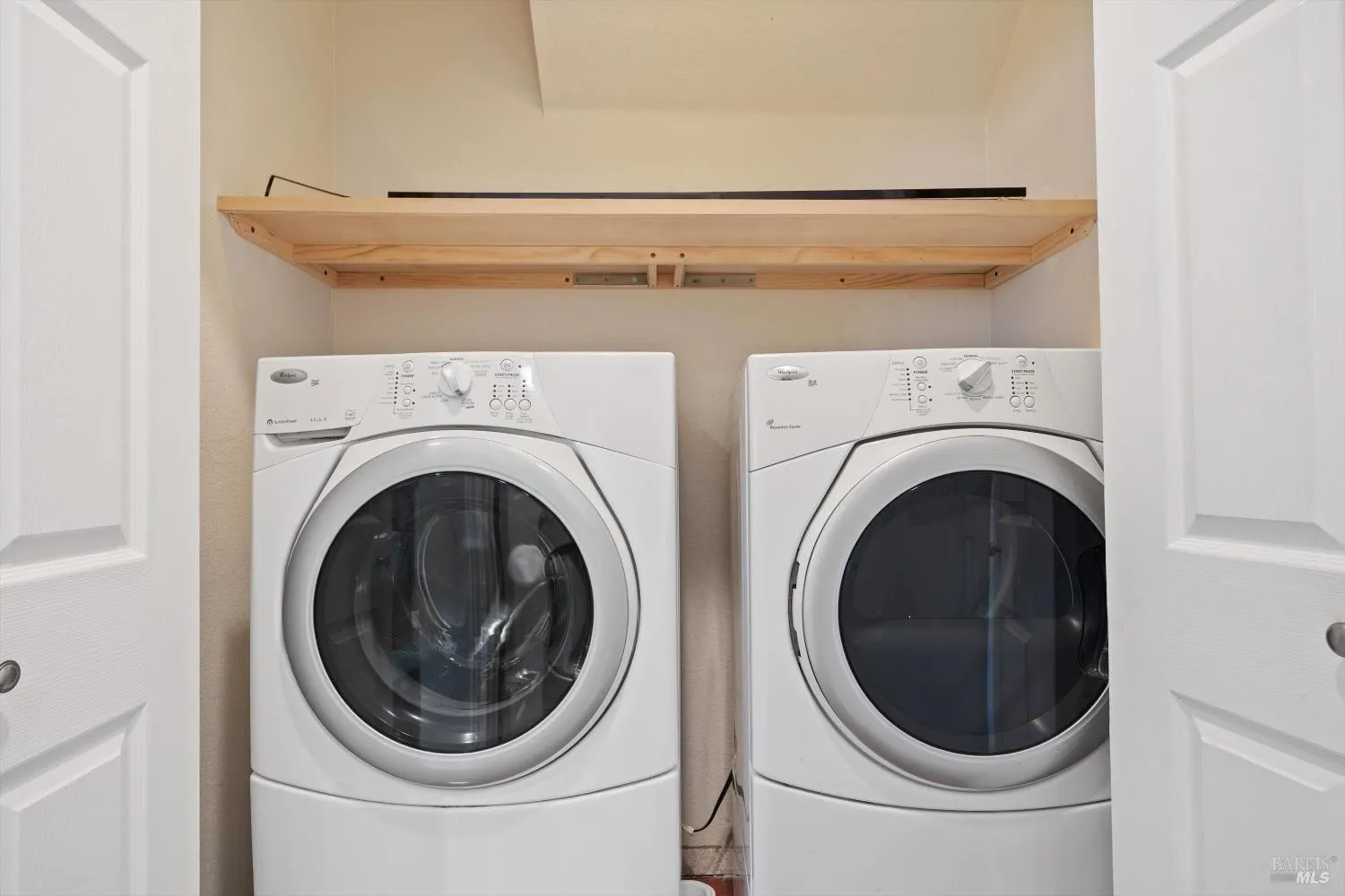 Napa, California 94558, United States, 3 Bedrooms Bedrooms, ,3 BathroomsBathrooms,Residential,Active,254789