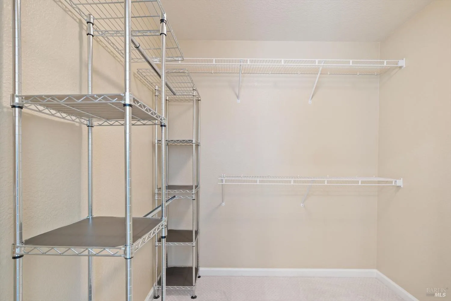 Napa, California 94558, United States, 3 Bedrooms Bedrooms, ,3 BathroomsBathrooms,Residential,Active,254789