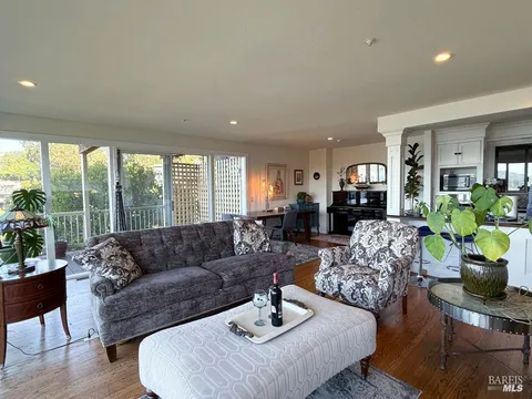 MLS: 325045846