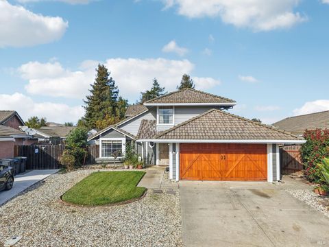 Photo of 2950 Gammon Court, Fairfield, CA 94533 (MLS # 325097076)