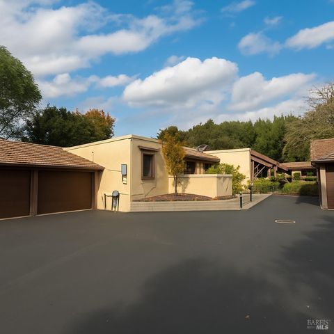 Photo of 110 La Mancha Way, Sonoma, CA 95476 (MLS # 325097775)