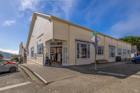 MLS: 324080652
