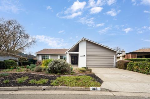 Photo of 360 Twin Lakes Drive, Santa Rosa, CA 95409 (MLS # 326015067)