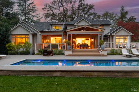 Photo of 1711 Spring Street, Saint Helena, CA 94574 (MLS # 326001981)