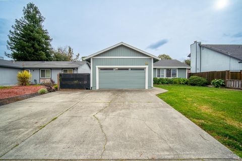 Photo of 1243 Eleanor Avenue, Rohnert Park, CA 94928 (MLS # 326010680)