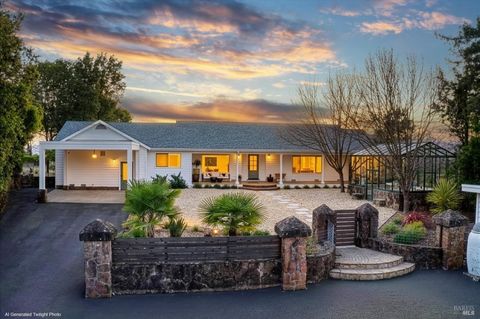 Photo of 1236 N Fitch Mountain Road, Healdsburg, CA 95448 (MLS # 326009353)