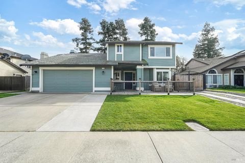 Photo of 1315 Jacobs Place, Dixon, CA 95620 (MLS # 326018645)