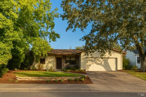 Photo of 18746 Park Tree Lane, Sonoma, CA 95476 (MLS # 325092594)